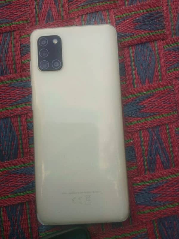 Samsung galaxy a31 1