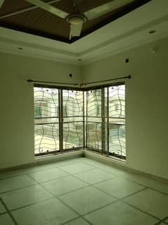 8.5 Marla House Corner House Hot Location Nd Approved Area For Sale In Sector B Takbeer Block Bahria Town