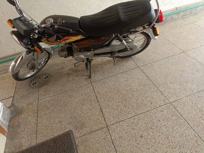 2020 model for sale condition 10by 10 4