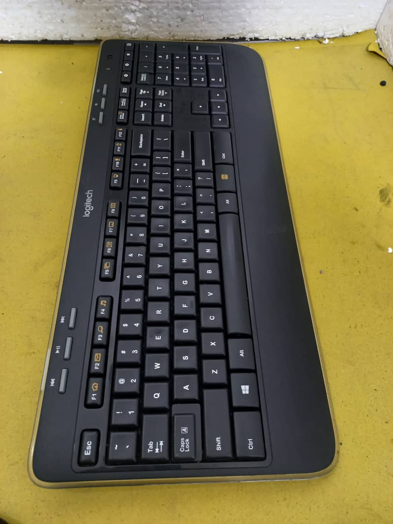 Wireless Logitech Keyboard and Mouse Combo with Dongle (Qty Available 3
