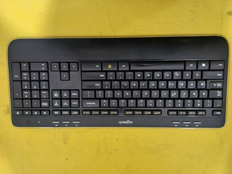 Wireless Logitech Keyboard and Mouse Combo with Dongle (Qty Available 7