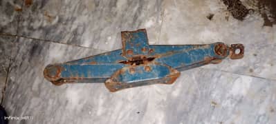 jack for car available