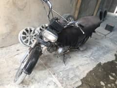 honda cd 70 Model 2017 october. urgent Sale .