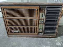National window AC 1.5 tan