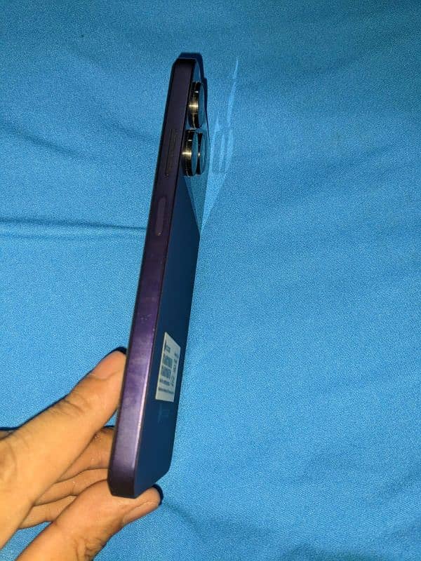 Dcode sigl4 for sale 4/128 only 2 month use 2