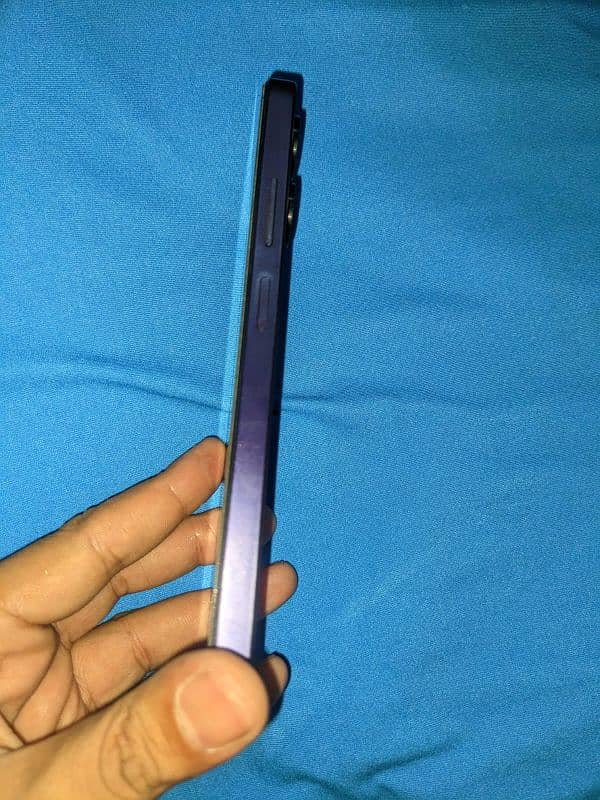 Dcode sigl4 for sale 4/128 only 2 month use 4