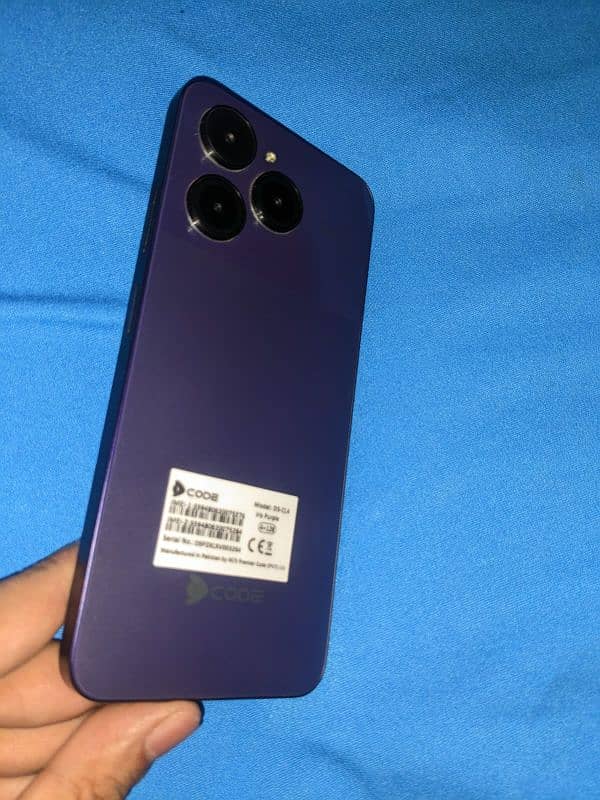 Dcode sigl4 for sale 4/128 only 2 month use 5