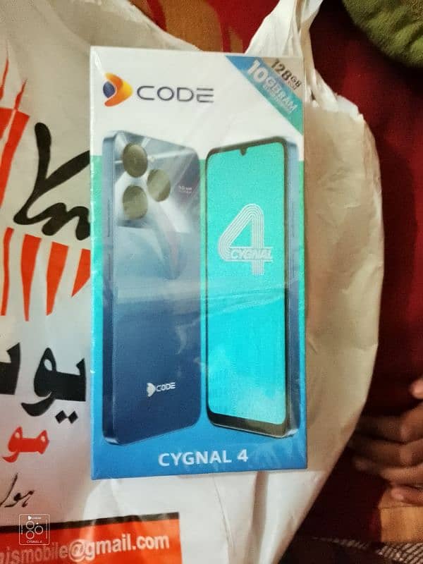 Dcode sigl4 for sale 4/128 only 2 month use 9
