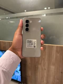 Infinix hot 50 pro :; 2 month used mobile guaranty 10 months available