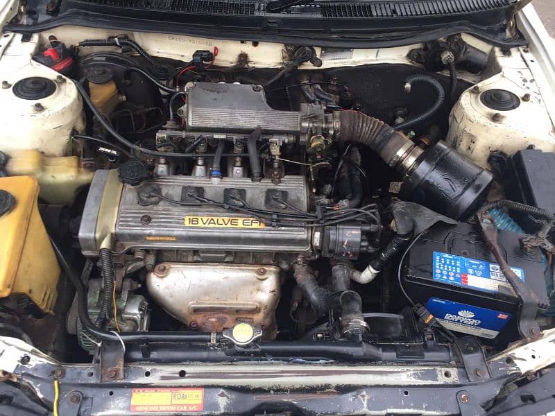 Toyota Corolla XE 1999 7