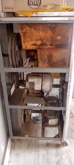 Ice cream machine
