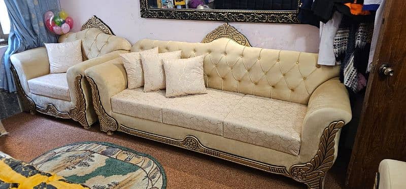 6 seater sofa L shape sofa available in 10/10 condition 17