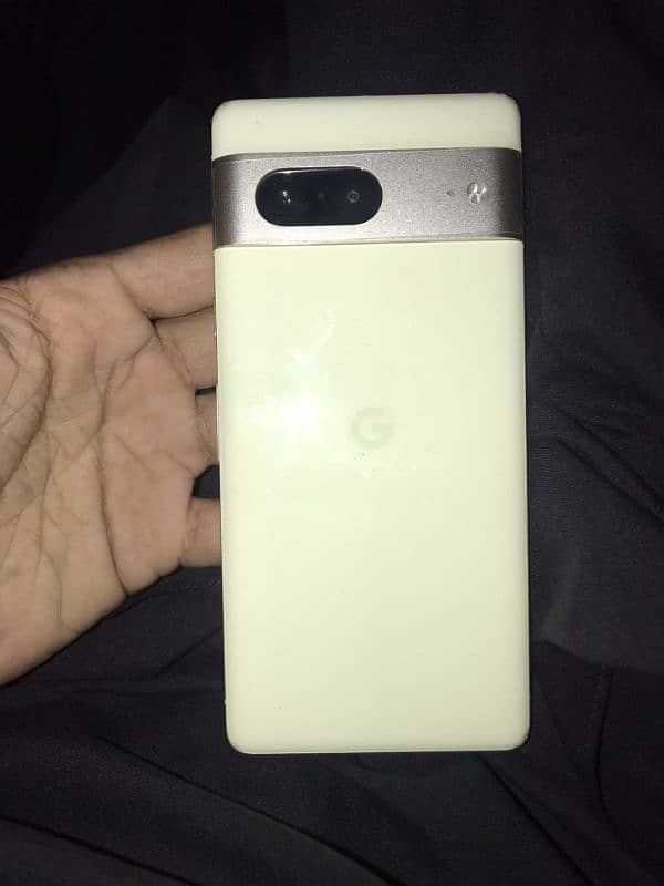 Google Pixel 7 (2 Week use only) Exchange possible with iphone 0