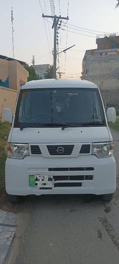 Nissan Clipper 2013