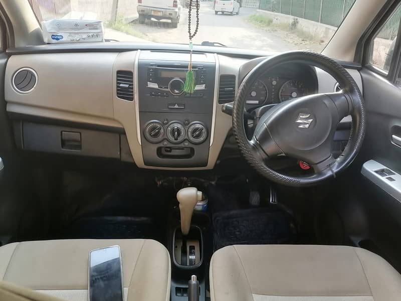 Suzuki Wagon R vxl 2018 Automatic out class fit condition 2st owner 0