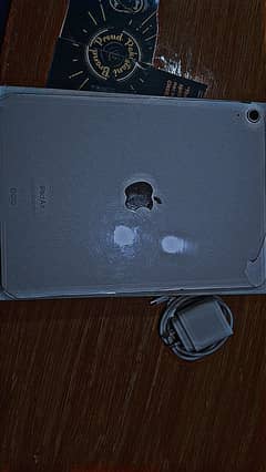 ipad air 6 generation m2 chip 10/10 condition 128 gb