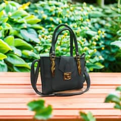 Women handBags at best rates