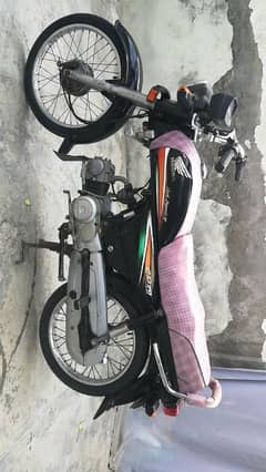 motorcycle for sell in nowshera cmh kpk