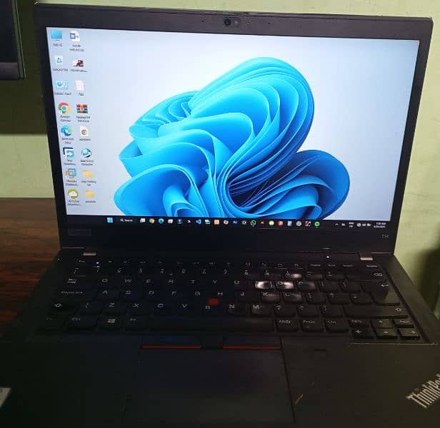 Lenovo ThinkPad T14  Core-i5-10th Gen 16 GB RAM 512 GB SSD 14″ Display 4