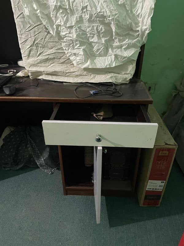complete furniture with computer table and sofa 3