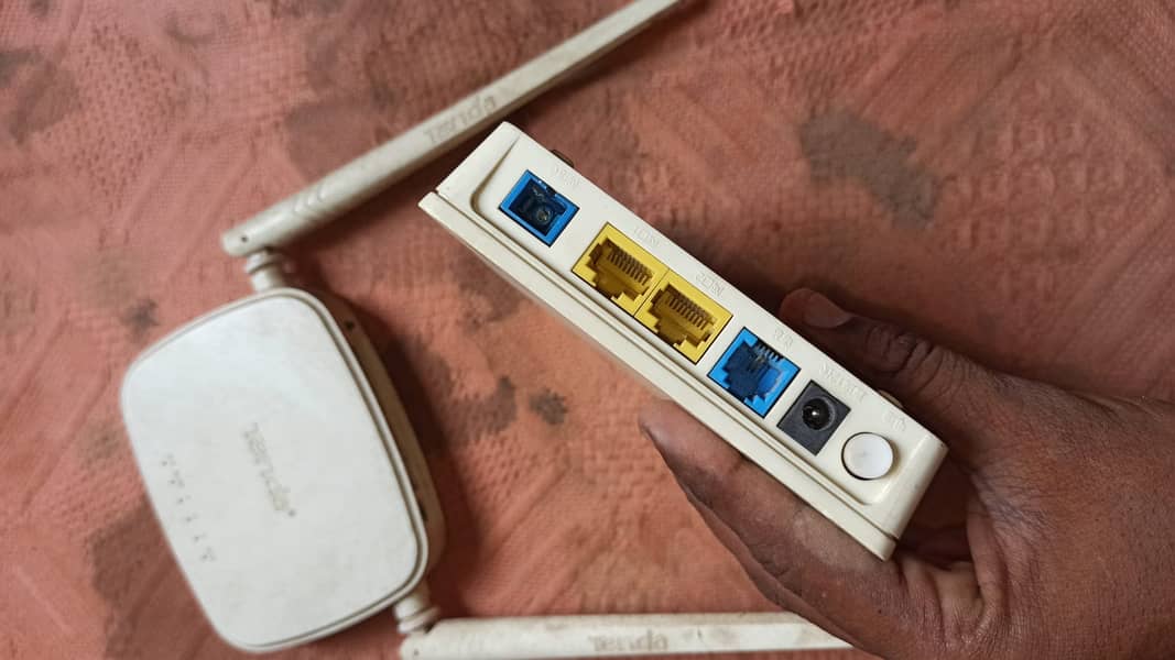 Wifi router and Uno device 3