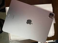IPAD PRO M2 CHIP 2023 6TH GEN 256GB 12.9 INCHES FOR URGENT SALE