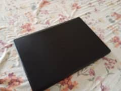 dell latitude 35450 look like brand new and good