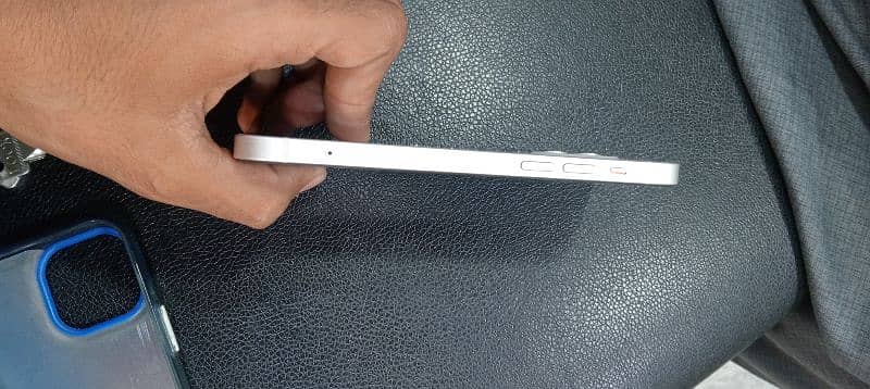IPhone 12 Non PTA with 93% Health and 10/10 Condition. 0