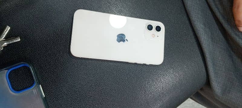 IPhone 12 Non PTA with 93% Health and 10/10 Condition. 7