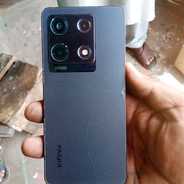 infinix note 30 pro 8/256 with wireless charger 0