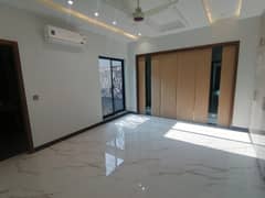 1 Kanal Beautiful House in Phase 3