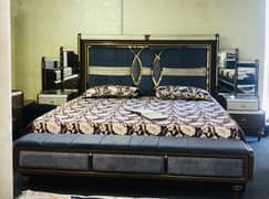 Bed  2 sides table + dressing Table without Mattress