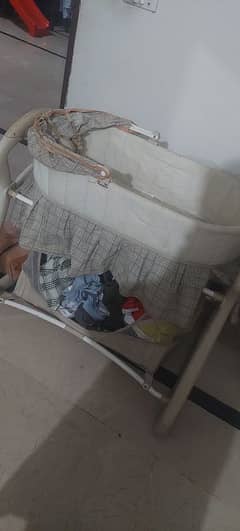 baby cot