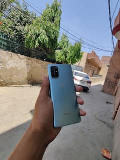 OnePlus 8T