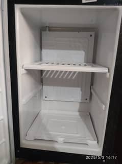 Dawlance water dispenser