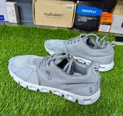 ON Cloud 5 Men Letter Graphic Lace-Up Front Sneakers with free delvry