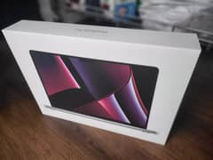 2025 Apple Macbook pro 14 inch with apple m4 pro chip