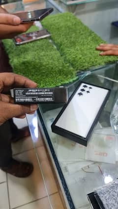 S22 Ultra Dual Sim Oficial Approved 12/256 With Box 10/9.9 Like As New