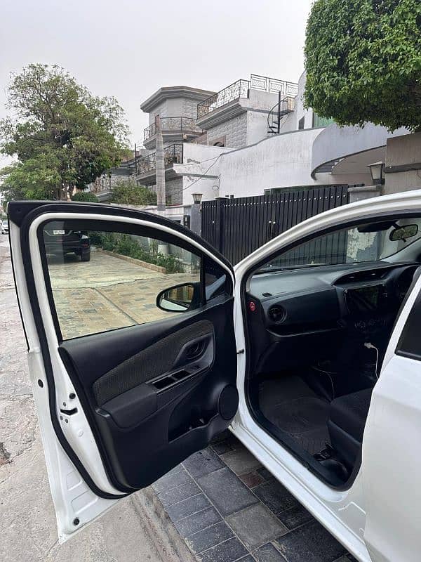 Toyota Vitz 2019 8