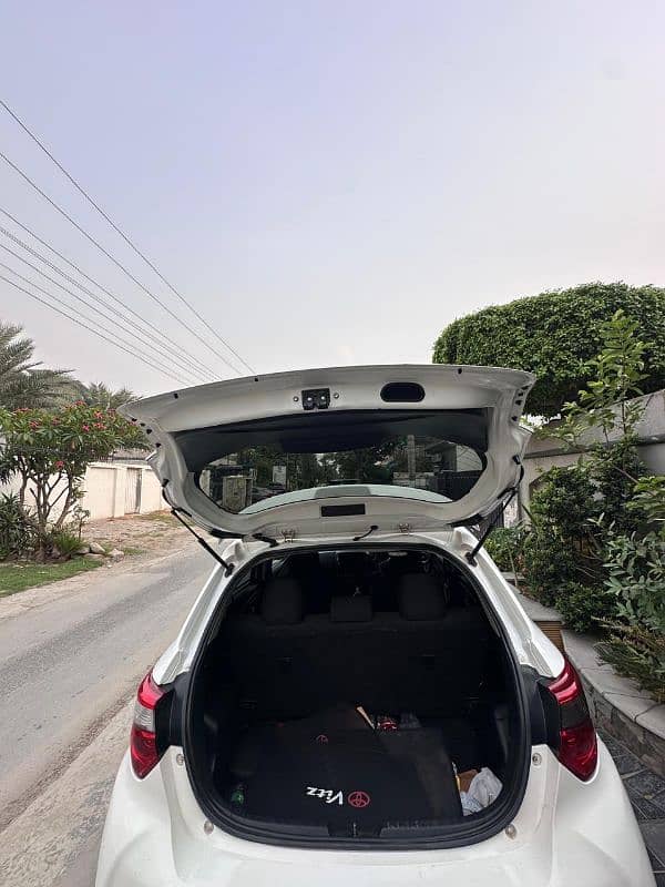Toyota Vitz 2019 13