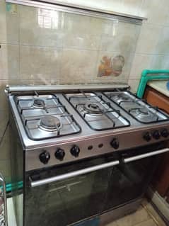 Cooking range