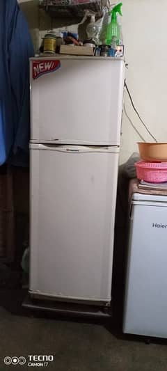 Dawlance fridge for sale