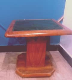 Central Table 2 side Tables