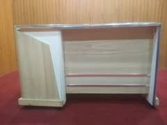 office executive table for sale Call 03032177277