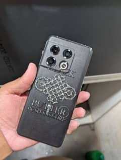 OnePlus 10 Pro 5g Panda Edition