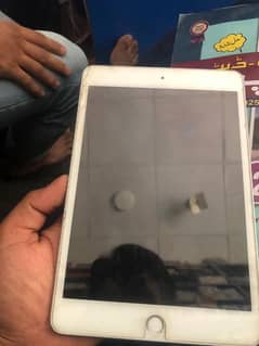 apple i pad 5th generation 64 gb non pta