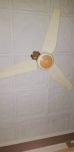 second hand fans like new