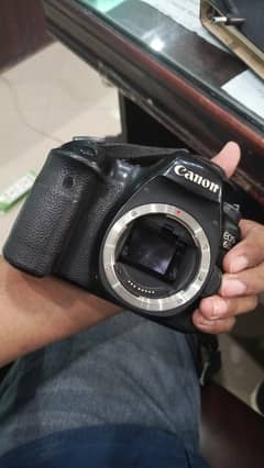 Canon 6d with 85mm prime lens 1.8