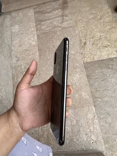 Iphone Xsmax 64 gb sealed