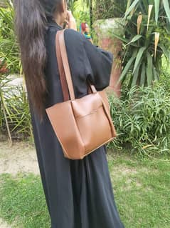Female Assistant For Office